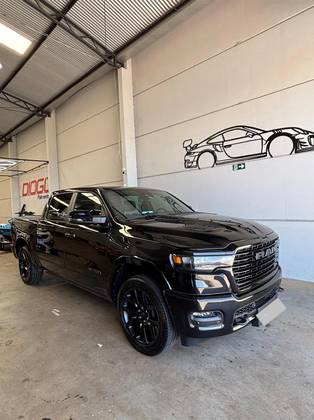 RAM 1500 3.0 HURRICANE 6 BITURBO GASOLINA LARAMIE NIGHT EDITION CD 4X4 AUTOMÁTICO